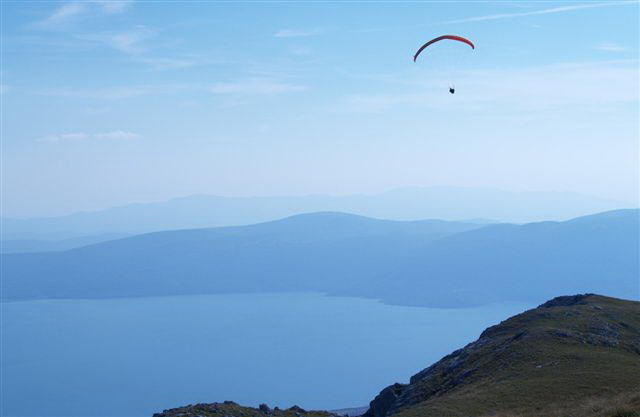 Paraglider iznad Prisoja